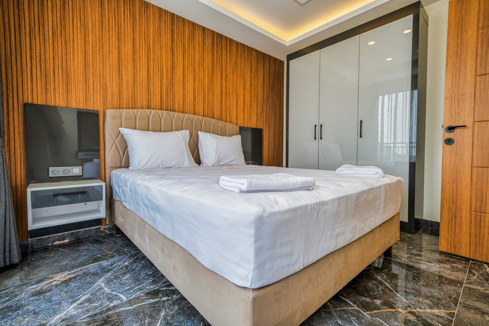 Laristone Suit Spa Hotel-55