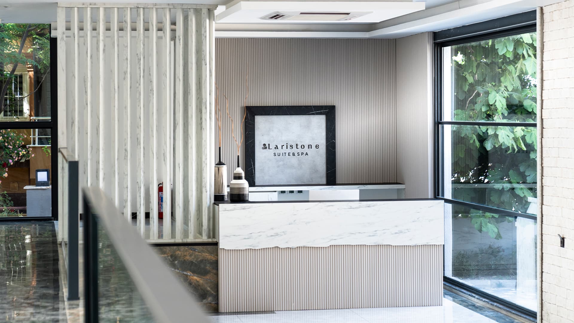 Laristone Suit Spa Hotel-18