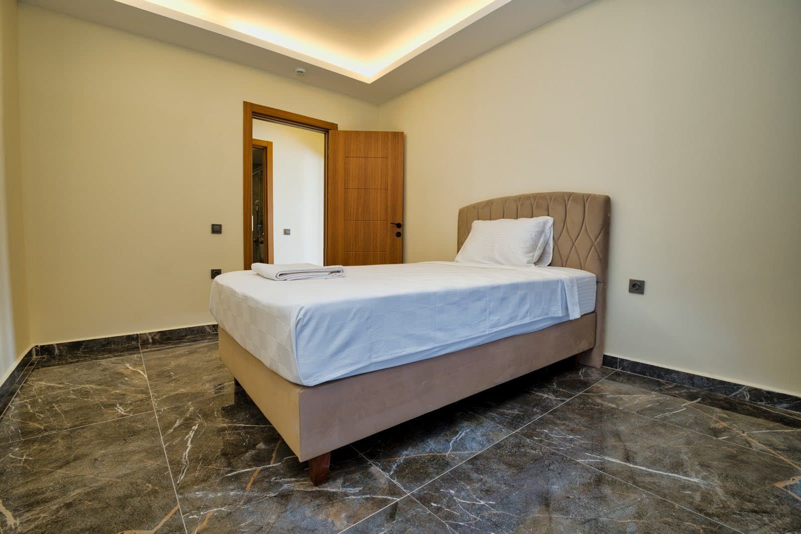 Laristone Suit Spa Hotel-62