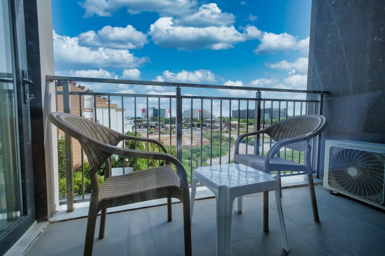 Laristone Suit Spa Hotel-51