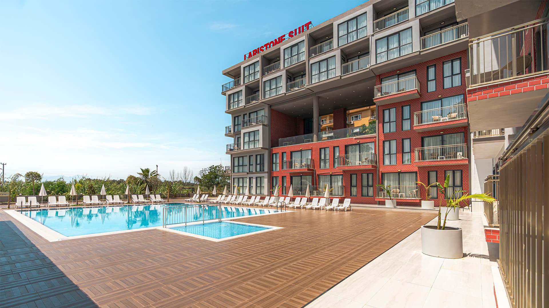 Laristone Suit Spa Hotel-24