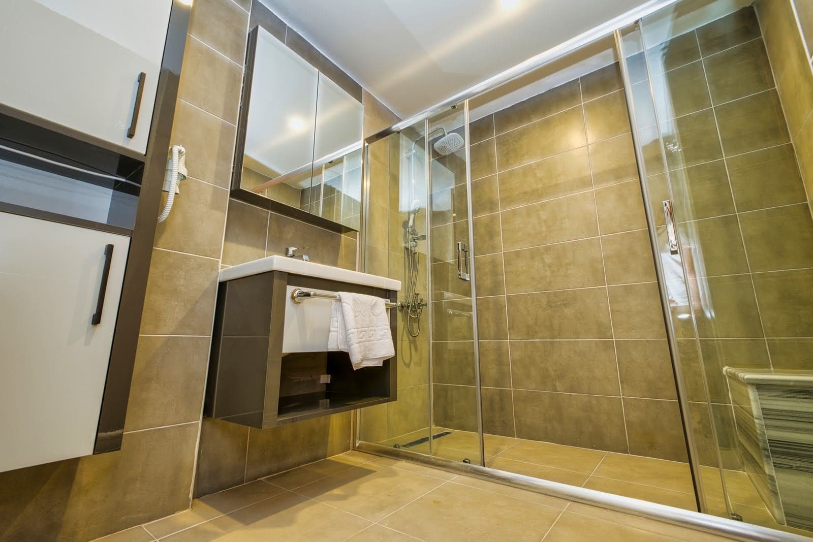 Laristone Suit Spa Hotel-76