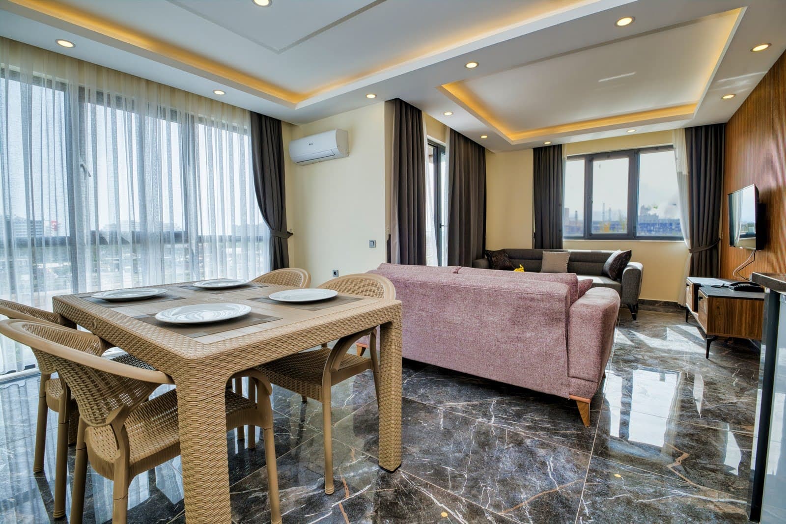 Laristone Suit Spa Hotel-73