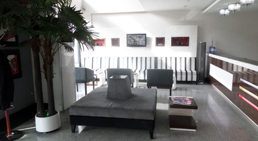 Hotel La Bella Soma-6