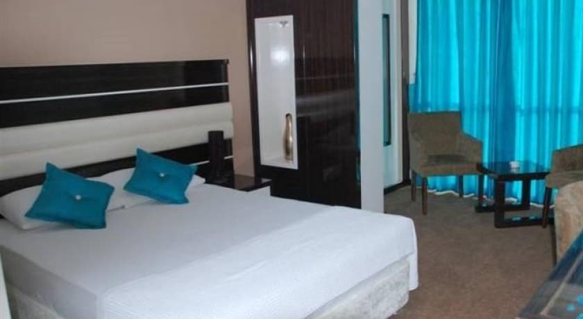 Hotel La Bella Soma-23