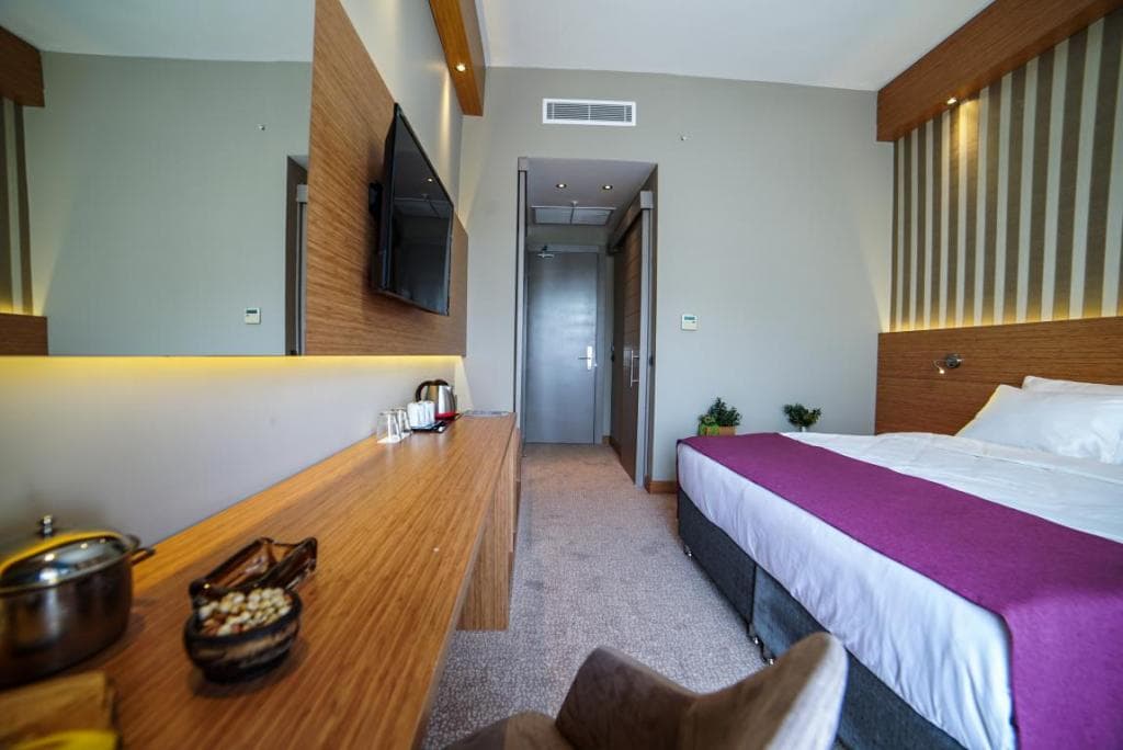 Aya Yorgi Hotel By T-67