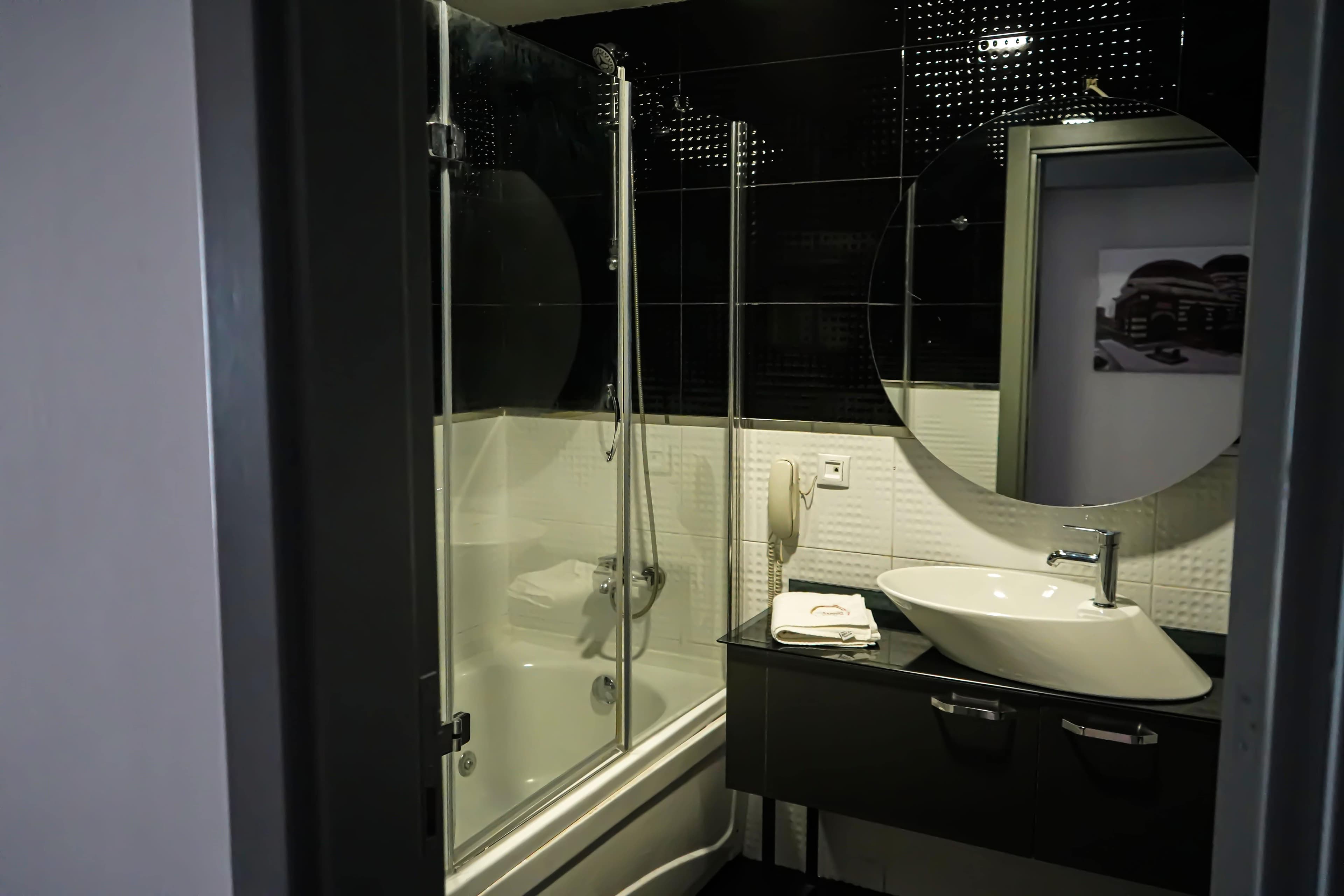 Pasaport Pier Hotel-13