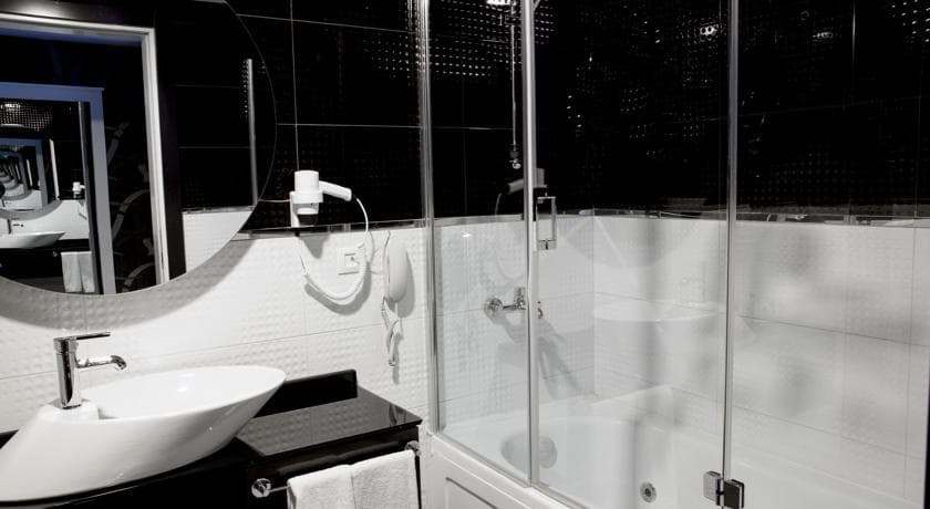 Pasaport Pier Hotel-51