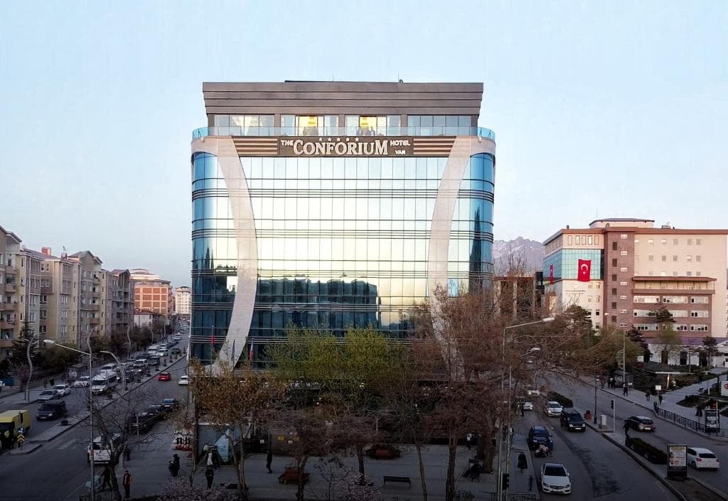 The Conforium Hotel Van-28