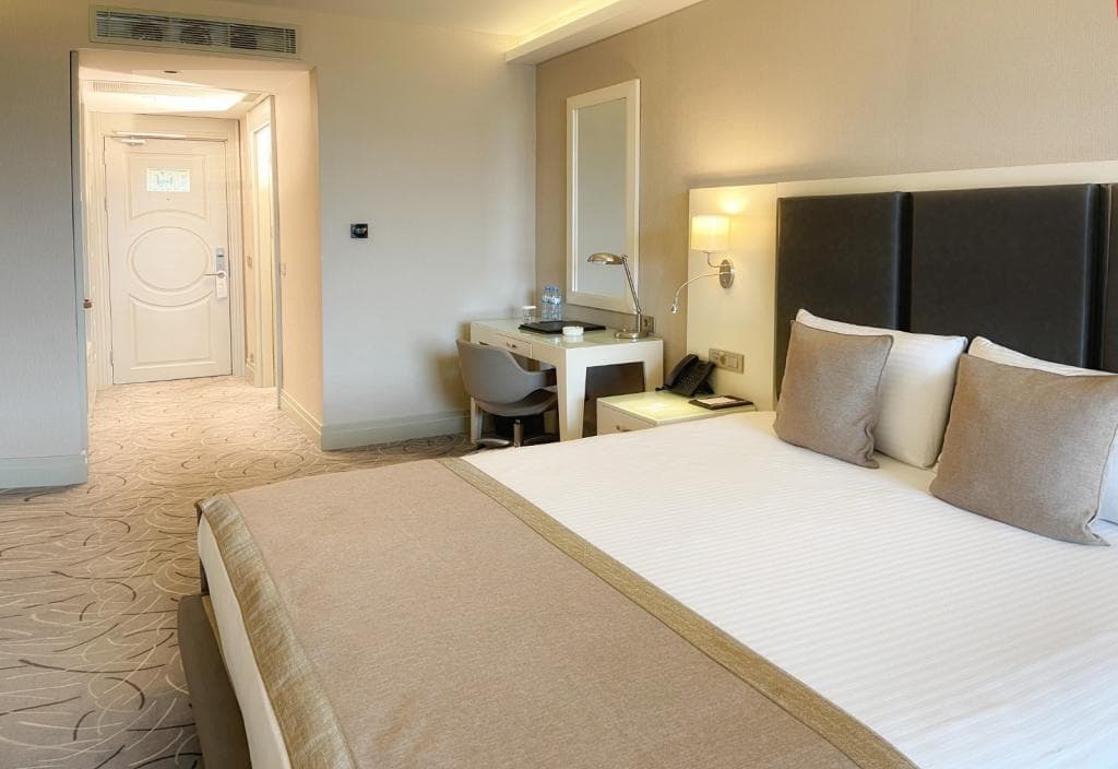 The Conforium Hotel Van-11