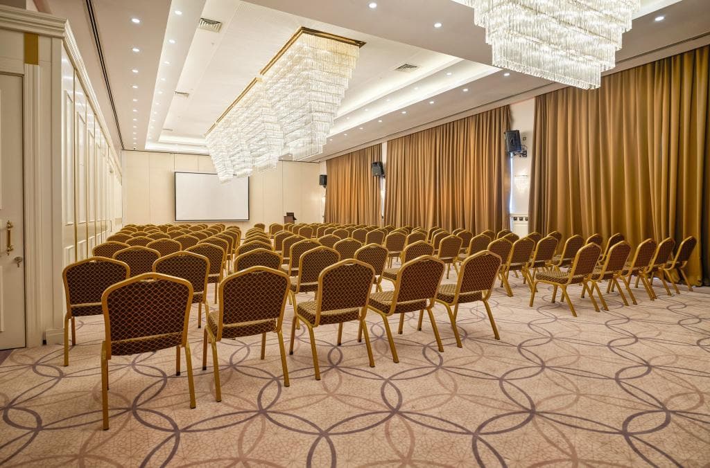 The Conforium Hotel Van-43