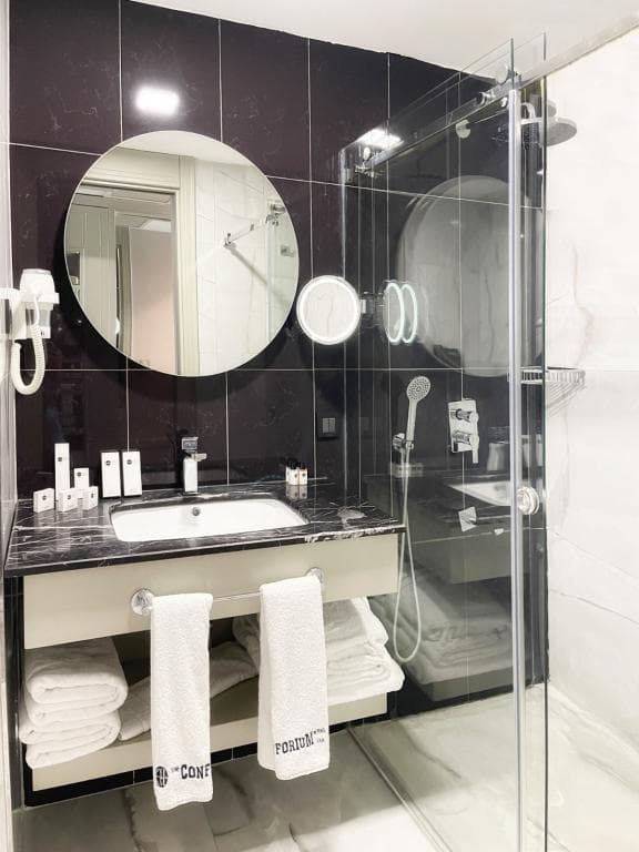 The Conforium Hotel Van-30