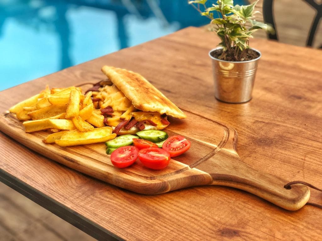 Hma Hotel & Suites-17