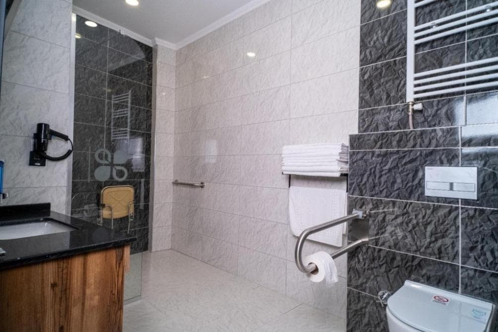 Grand Clover Hotel-29