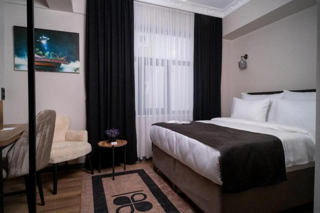 Grand Clover Hotel-16