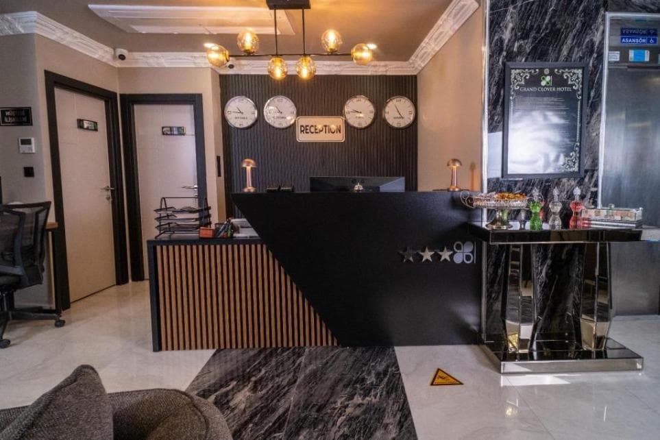 Grand Clover Hotel-15
