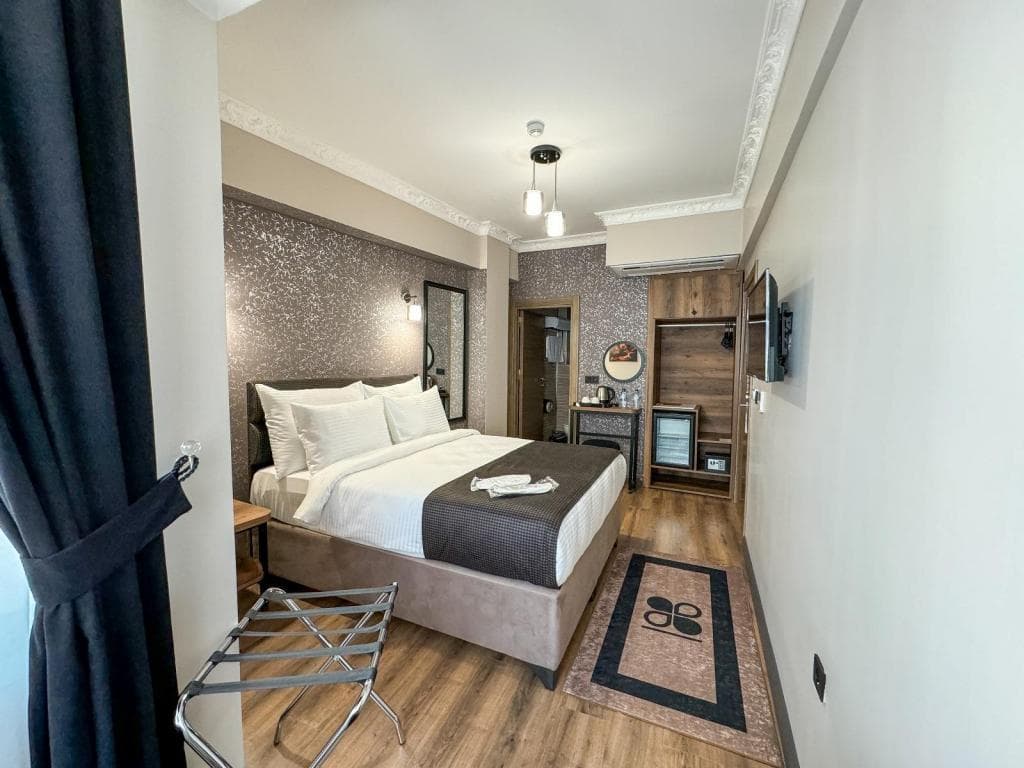 Grand Clover Hotel-21