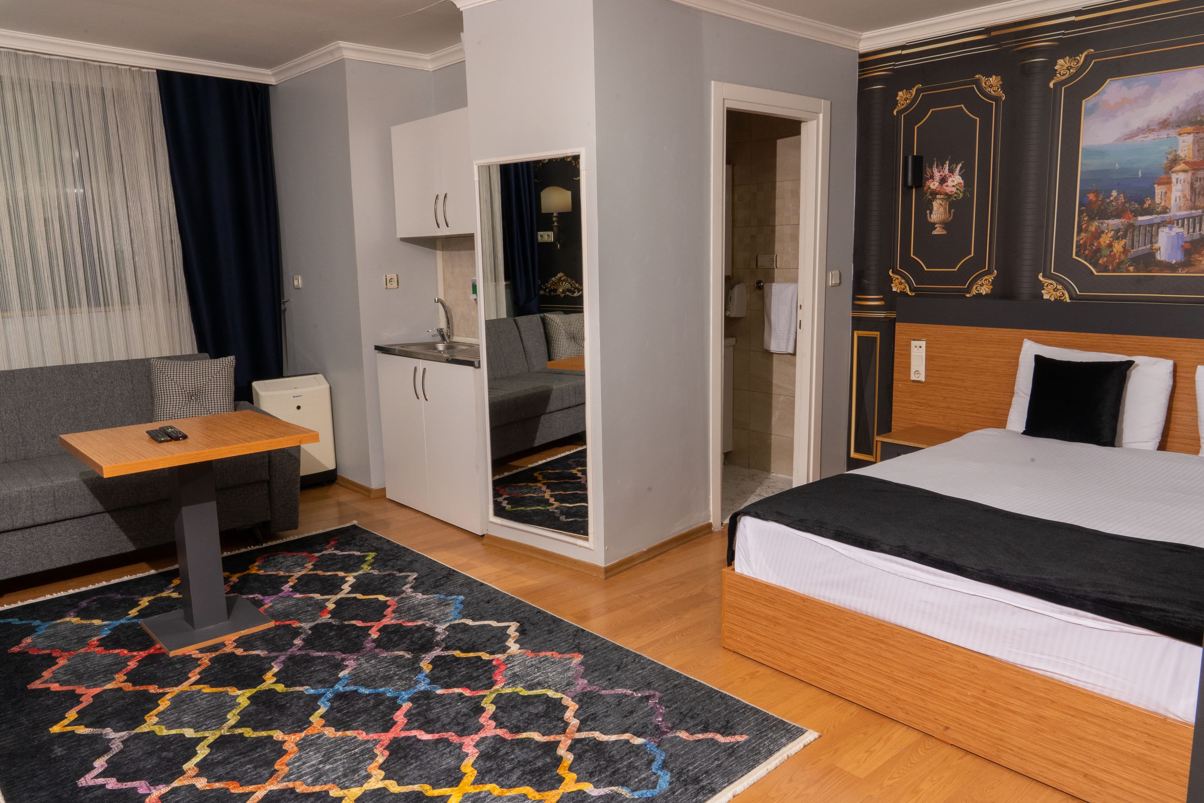 Heraldic Room Hotel -29