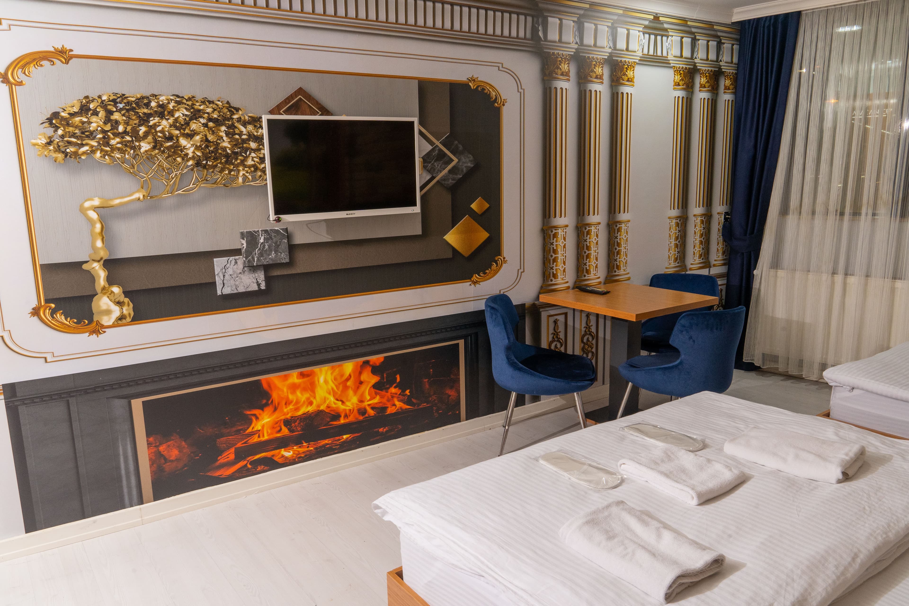 Heraldic Room Hotel -33