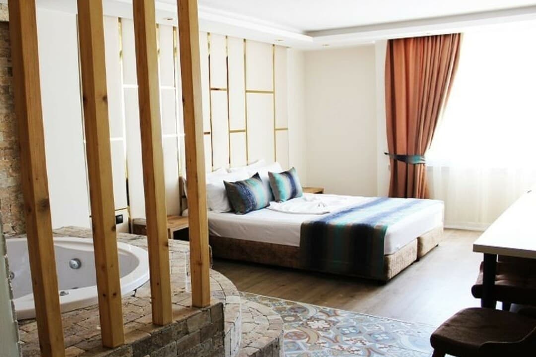 Grand Boss Suit Hotel-41