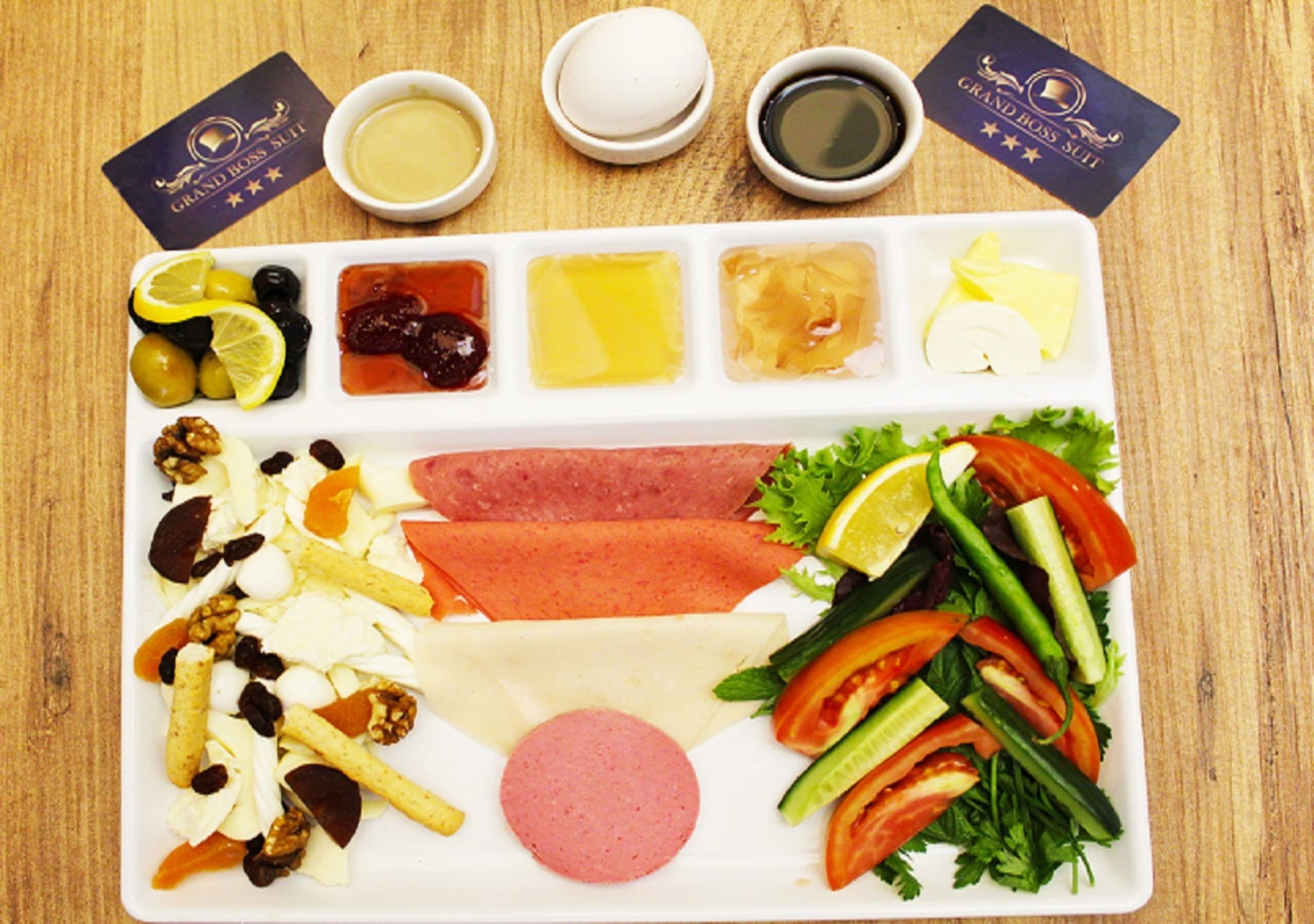 Grand Boss Suit Hotel-44