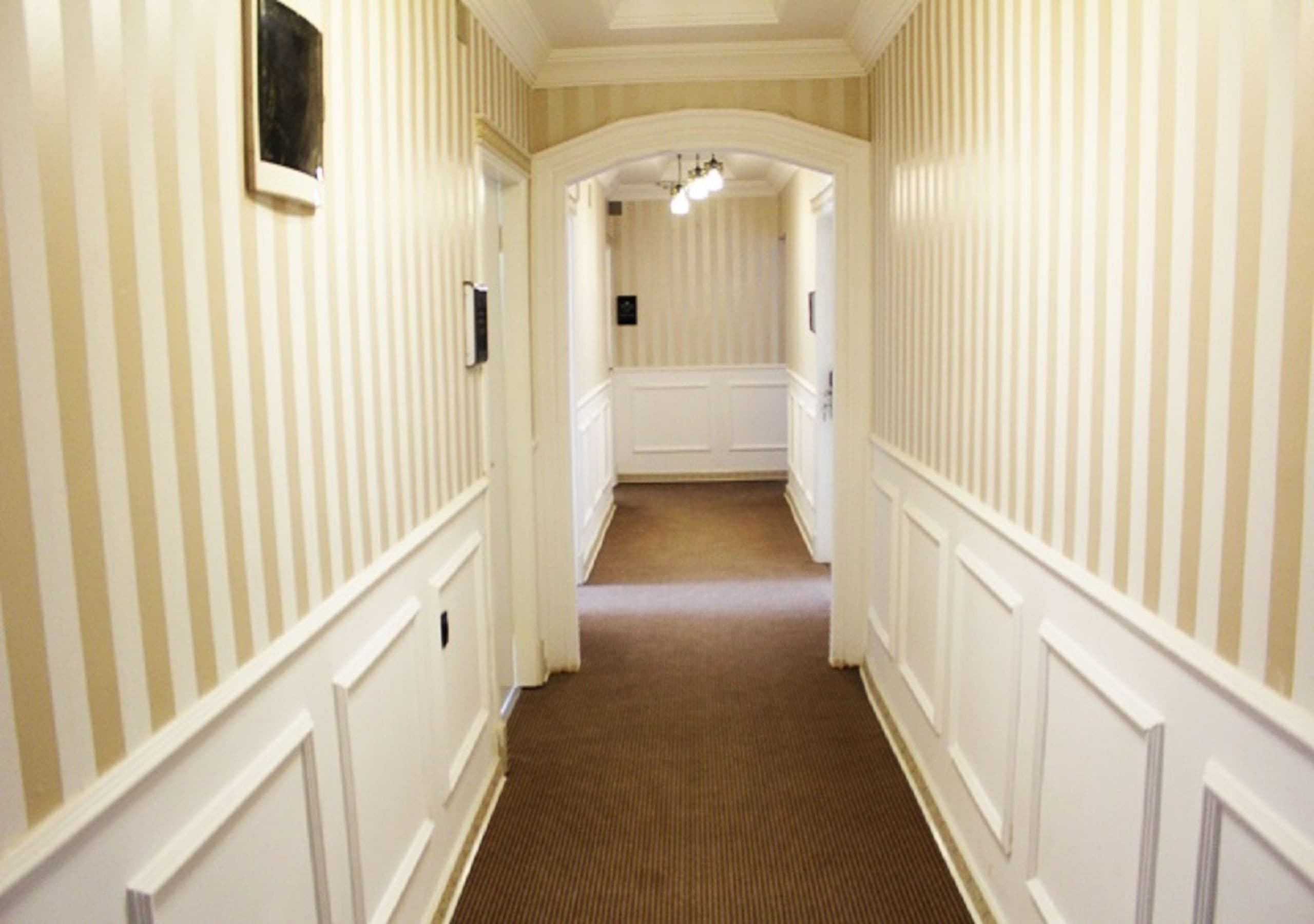 Grand Boss Suit Hotel-43