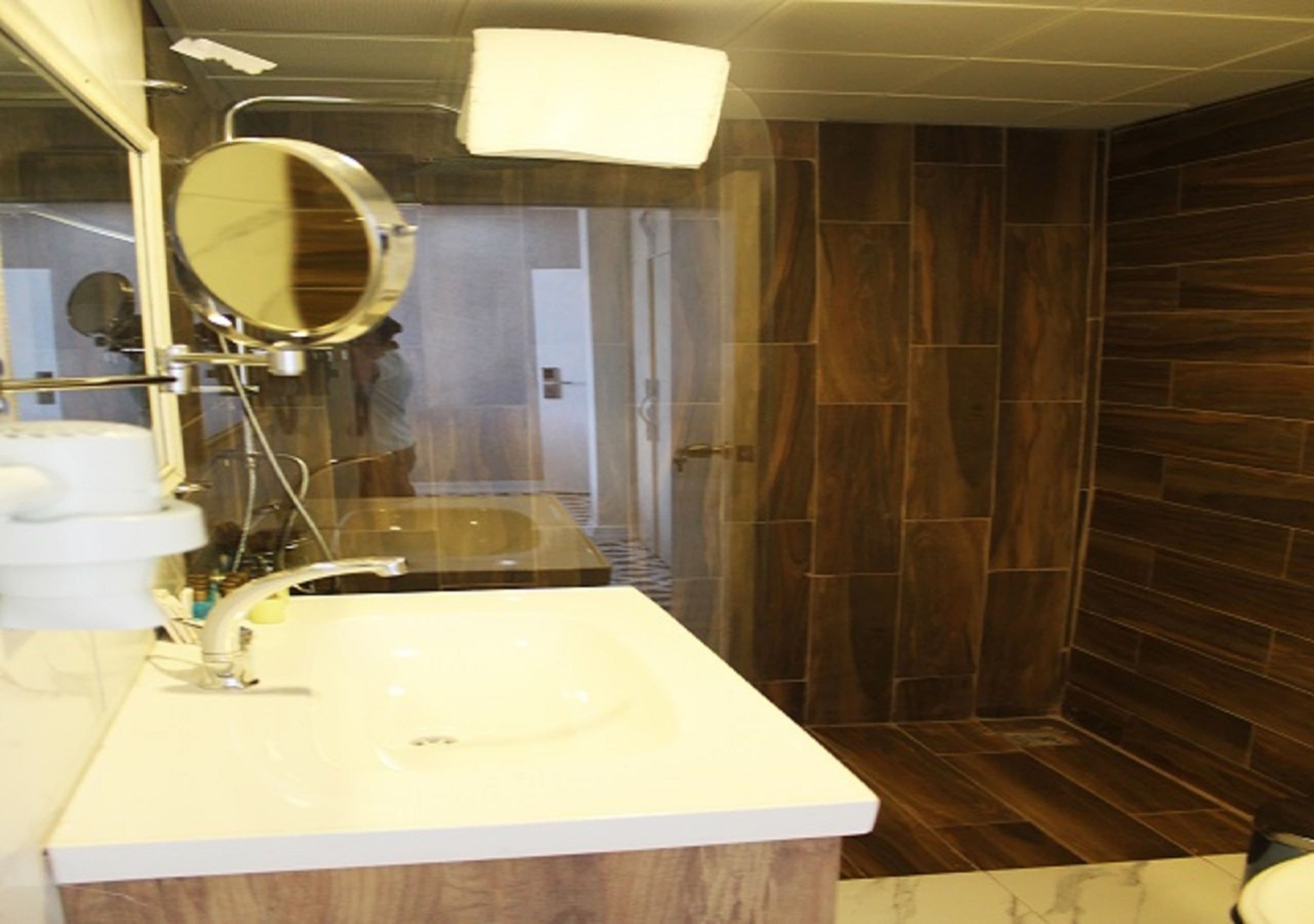 Grand Boss Suit Hotel-46