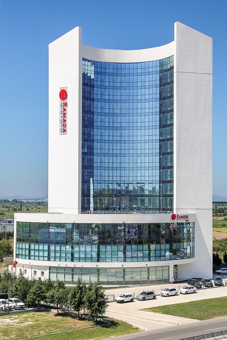 Ramada Hotel & Suites by Wyndham Edirne-2