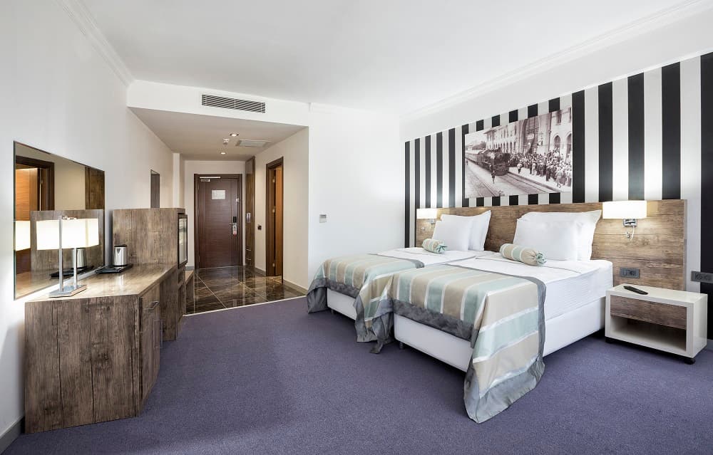 Ramada Hotel & Suites by Wyndham Edirne-1