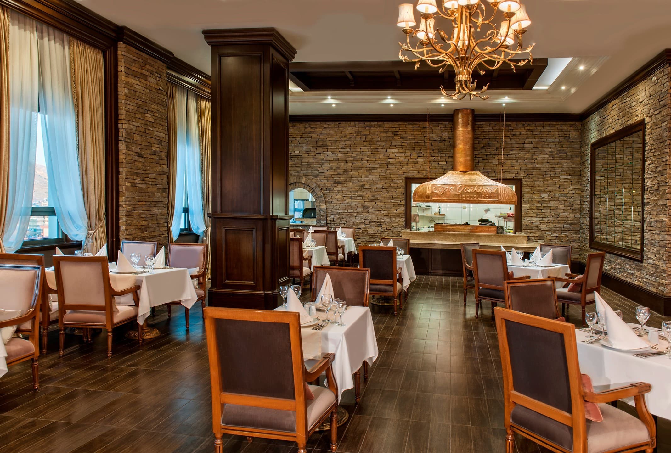 Elite World Hotel Van-12