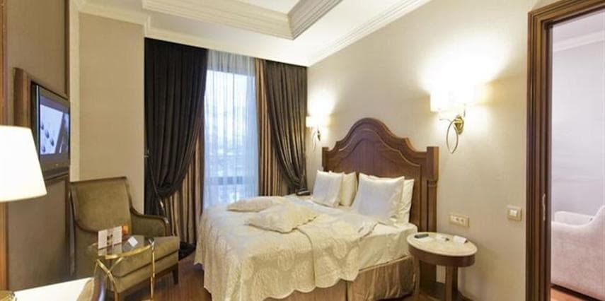 Elite World Hotel Van-1