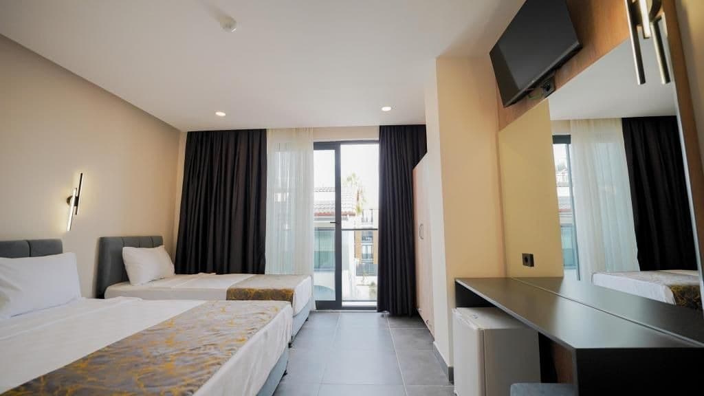 Blue Serenity Hotel +16-13