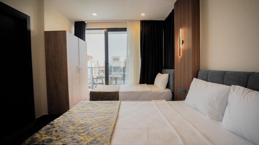 Blue Serenity Hotel +16-4