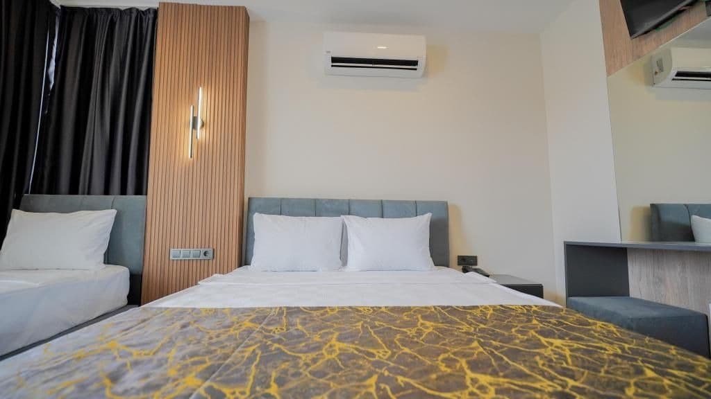 Blue Serenity Hotel +16-7