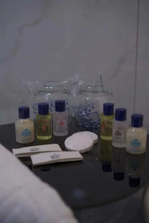 Karikatür Bi Hotel-17