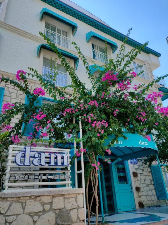 Dam Hotel Lara-5