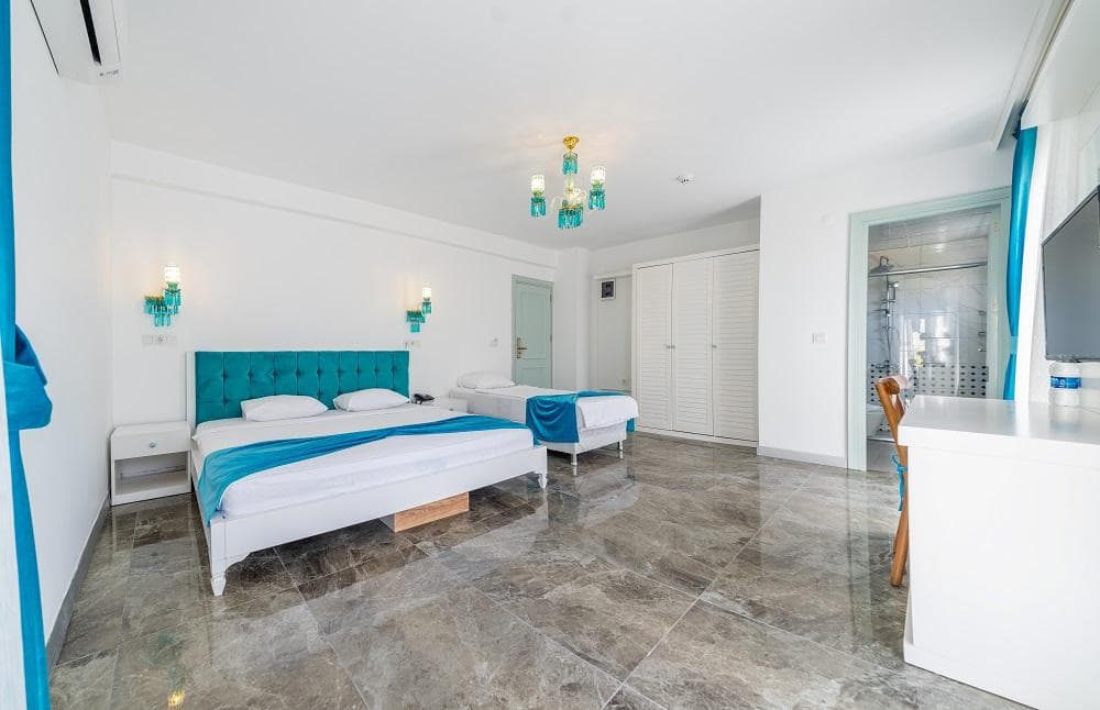 Dam Hotel Lara-9