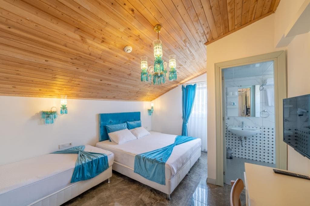 Dam Hotel Lara-23