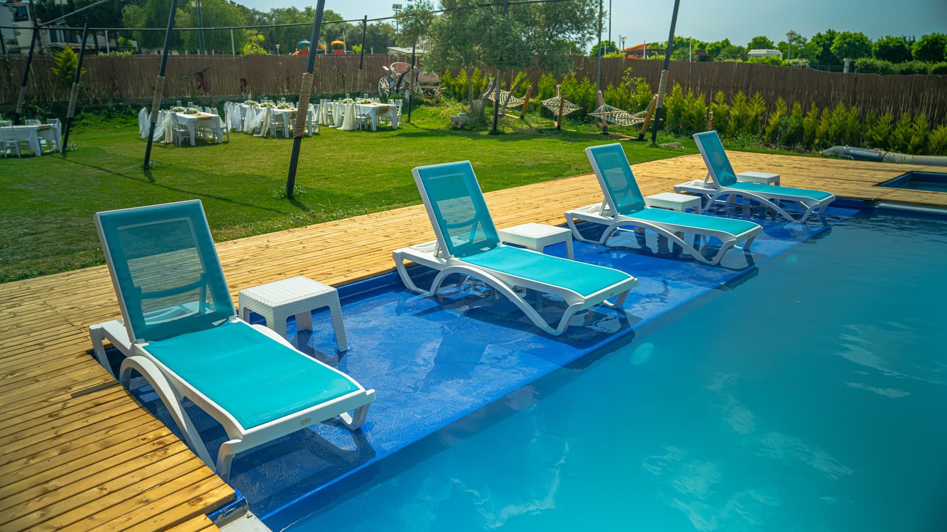 Yelken Beach Otel     -18