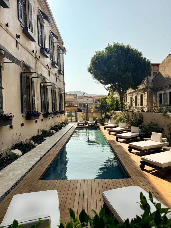 Lecole Hotel By Cityloft Adults +12-2