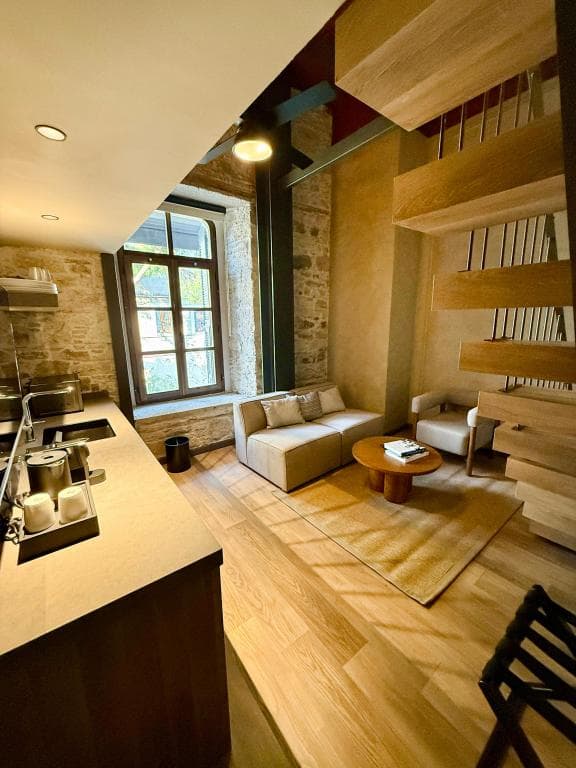 Lecole Hotel By Cityloft Adults +12-23