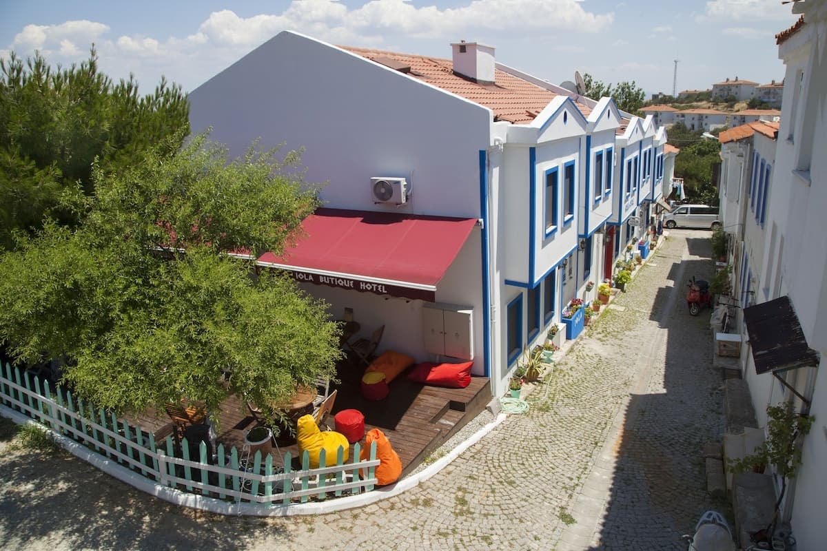 İola Otel-21