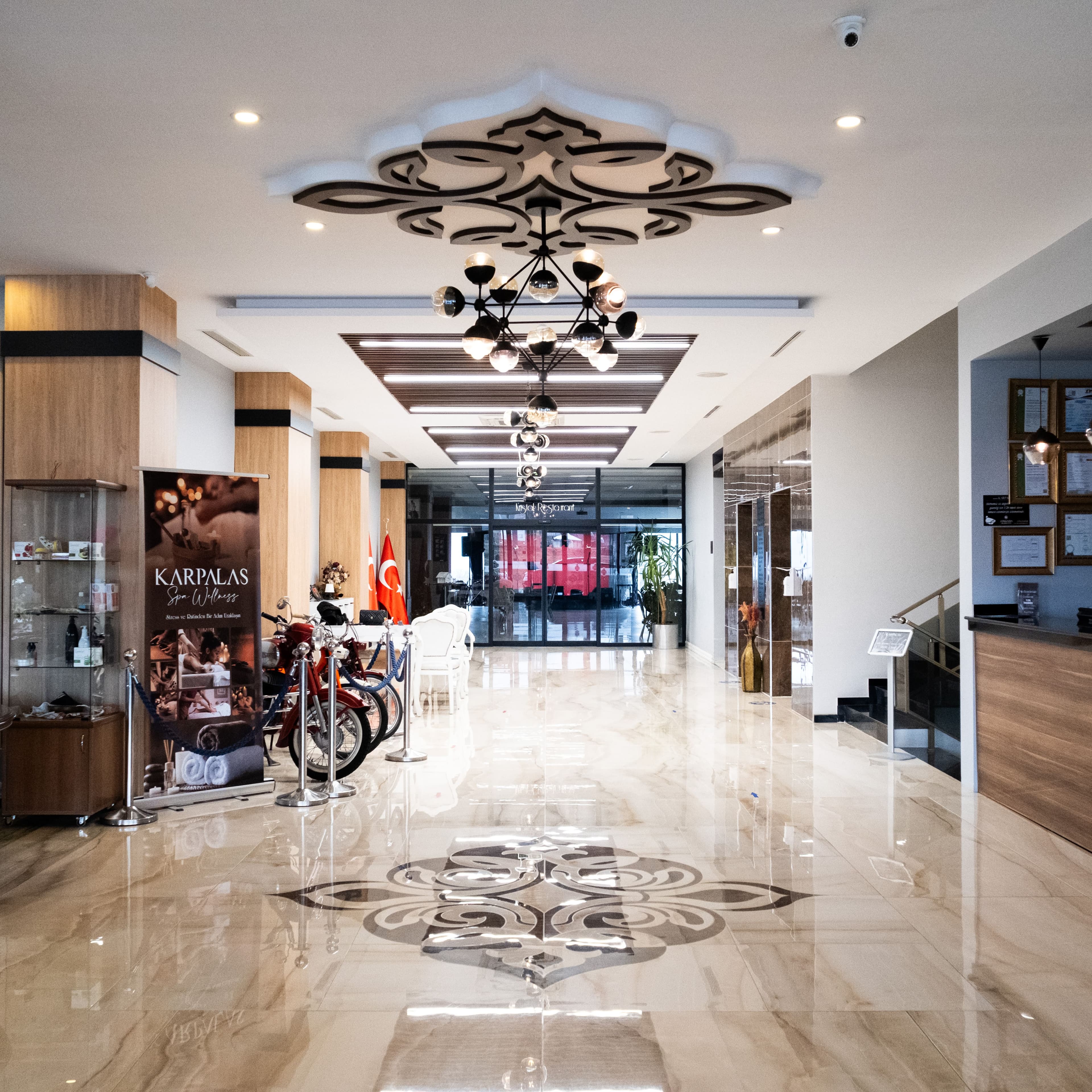 Karpalas City Hotel & Spa-57
