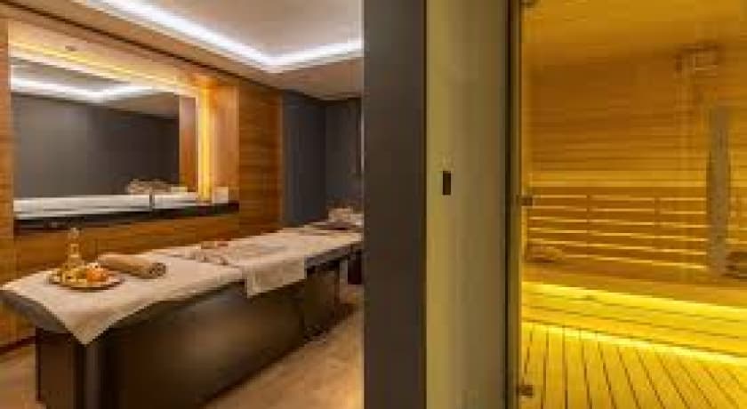 Golden Tulip İstanbul Bayrampaşa-36