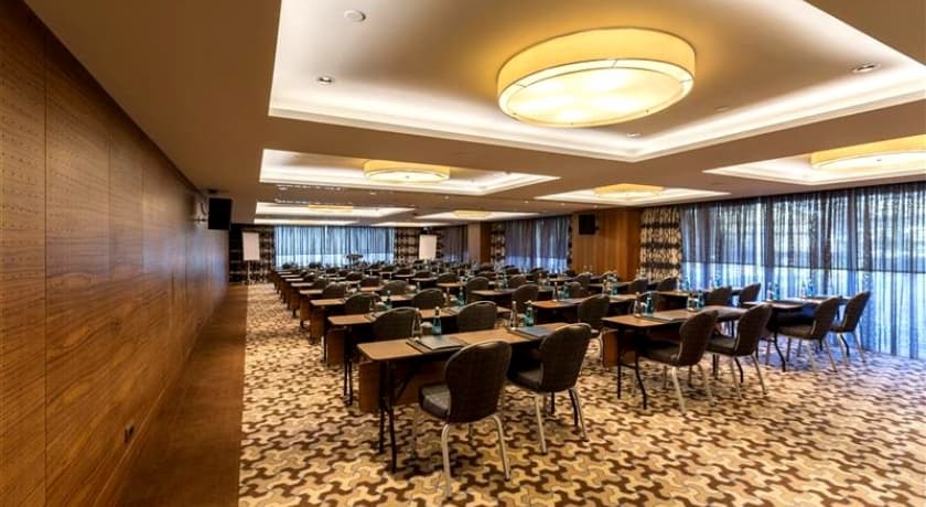 Golden Tulip İstanbul Bayrampaşa-34