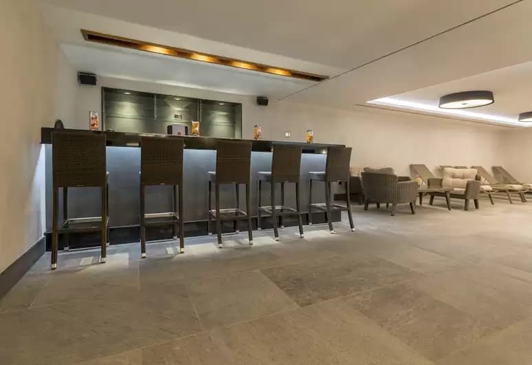 Golden Tulip İstanbul Bayrampaşa-12