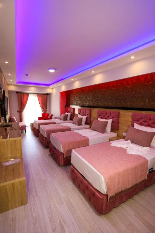 Grand Londra Otel-18