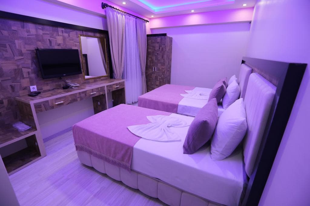 Grand Londra Otel-13