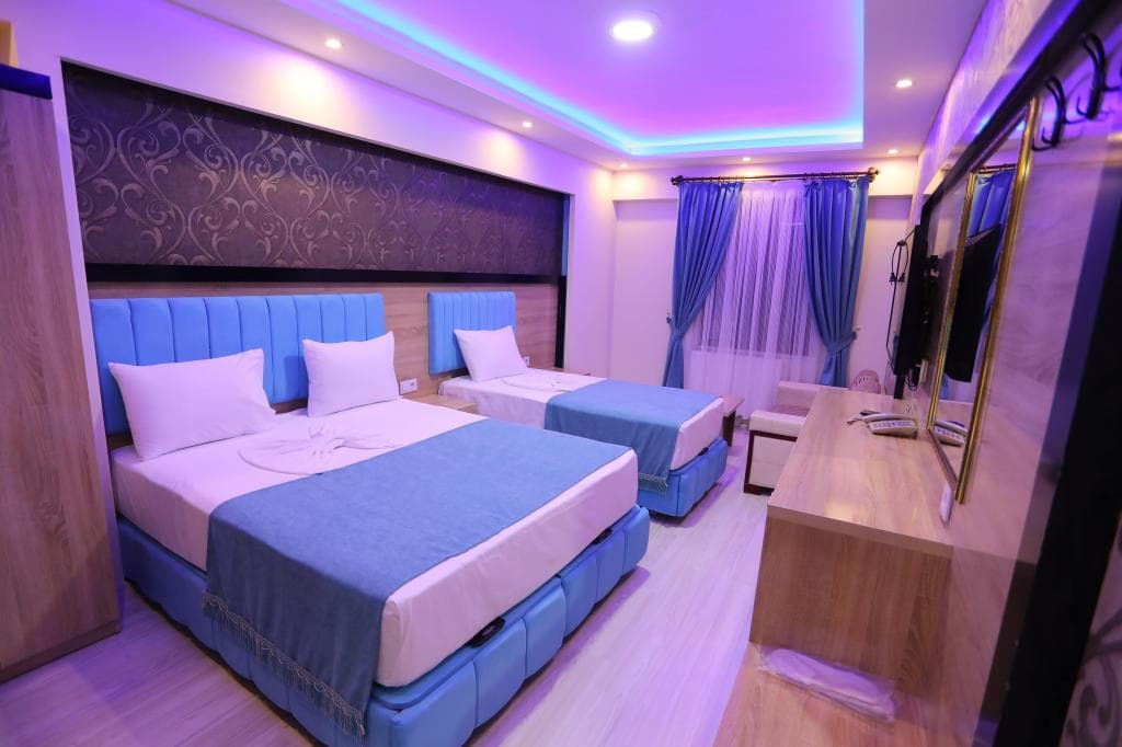 Grand Londra Otel-11