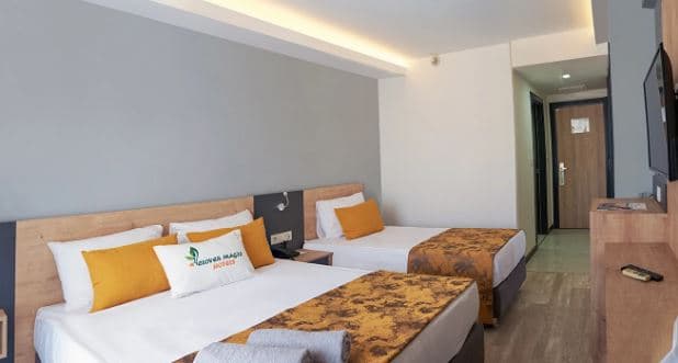 Clover Magic Park Side Hotel-15